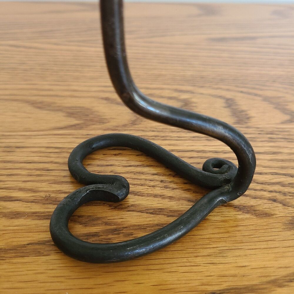 Vintage Wrought Iron Heart Base Taper Candle Holder HandForged Bronze Tone Metal - Picture 9 of 10